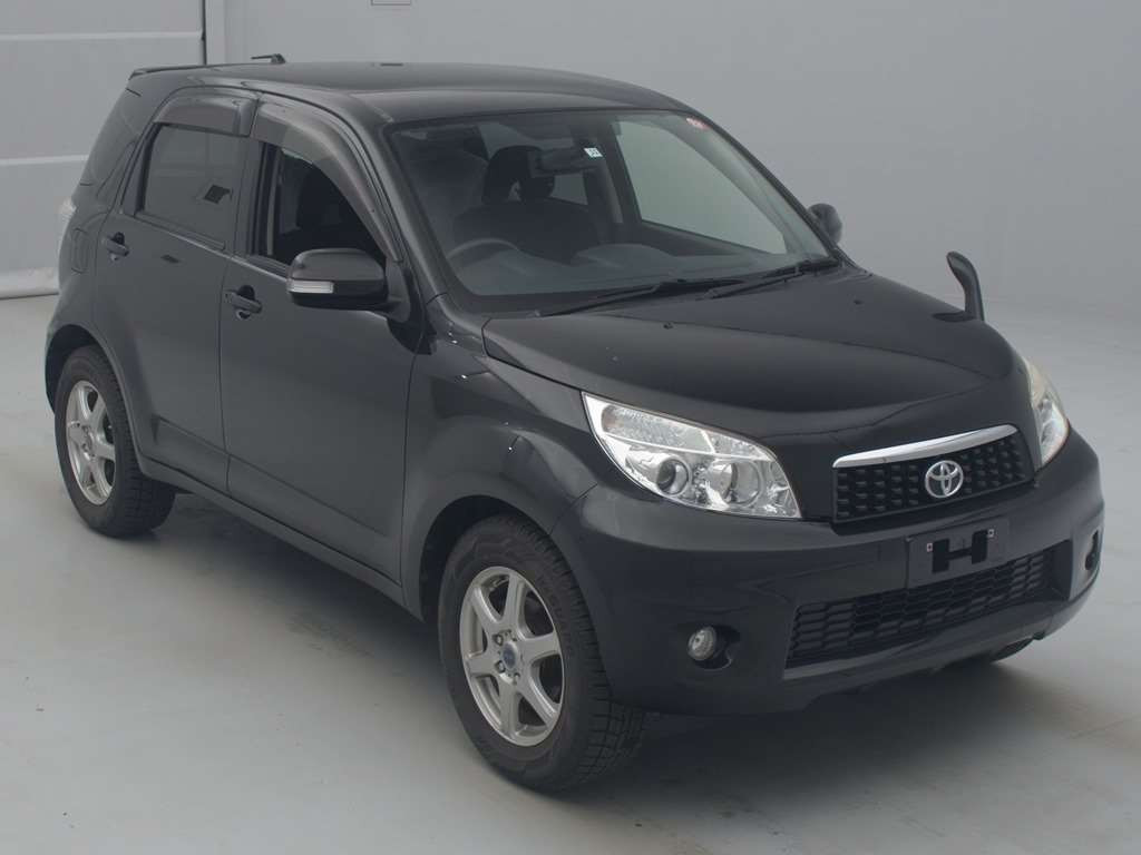 2011 Toyota Rush J210E[2]