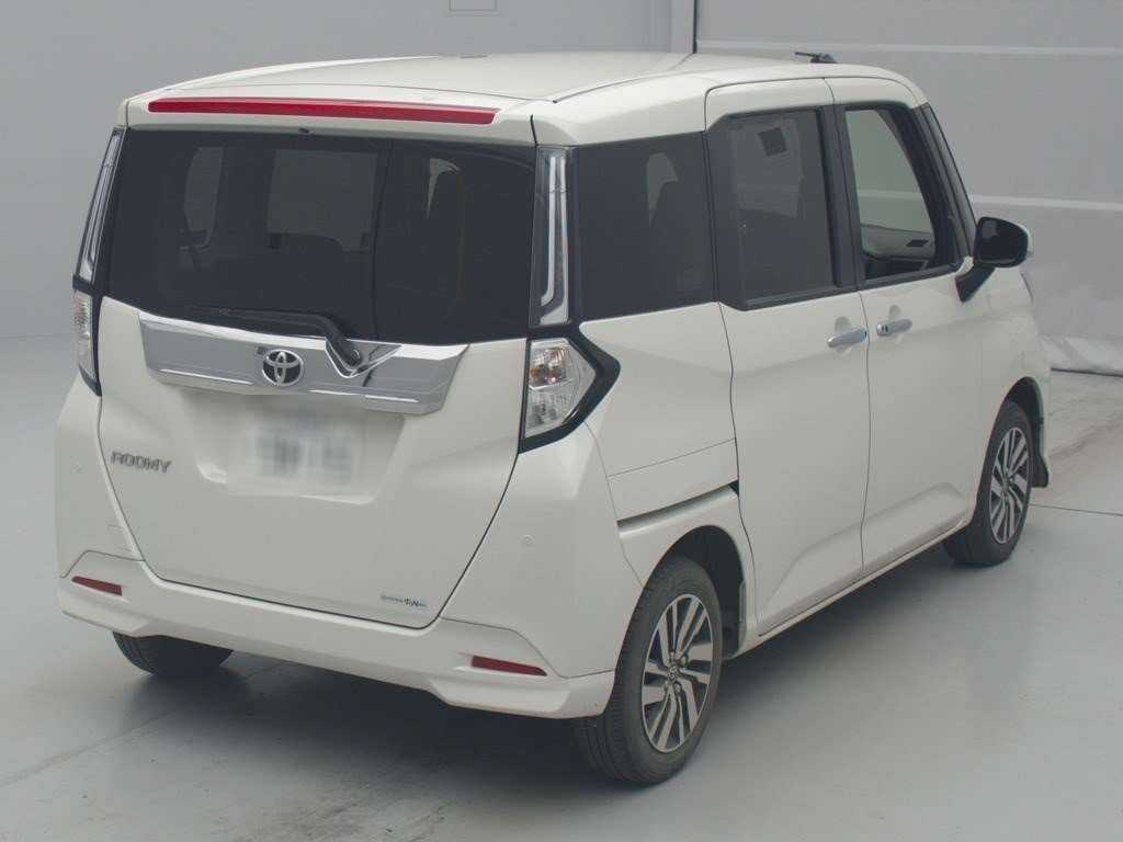 2022 Toyota Roomy M910A[1]