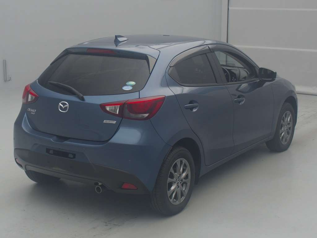 2017 Mazda Demio DJ3AS[1]