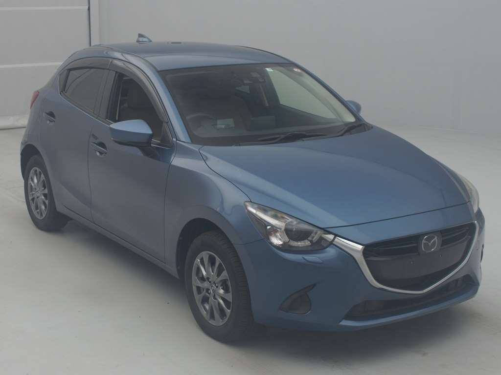 2017 Mazda Demio DJ3AS[2]