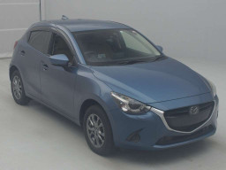 2017 Mazda Demio