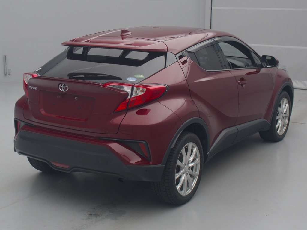 2017 Toyota C-HR NGX50[1]