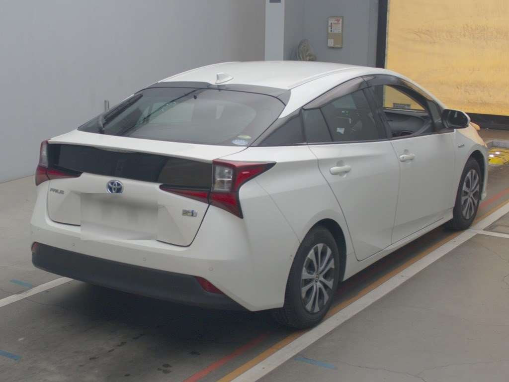 2019 Toyota Prius ZVW51[1]