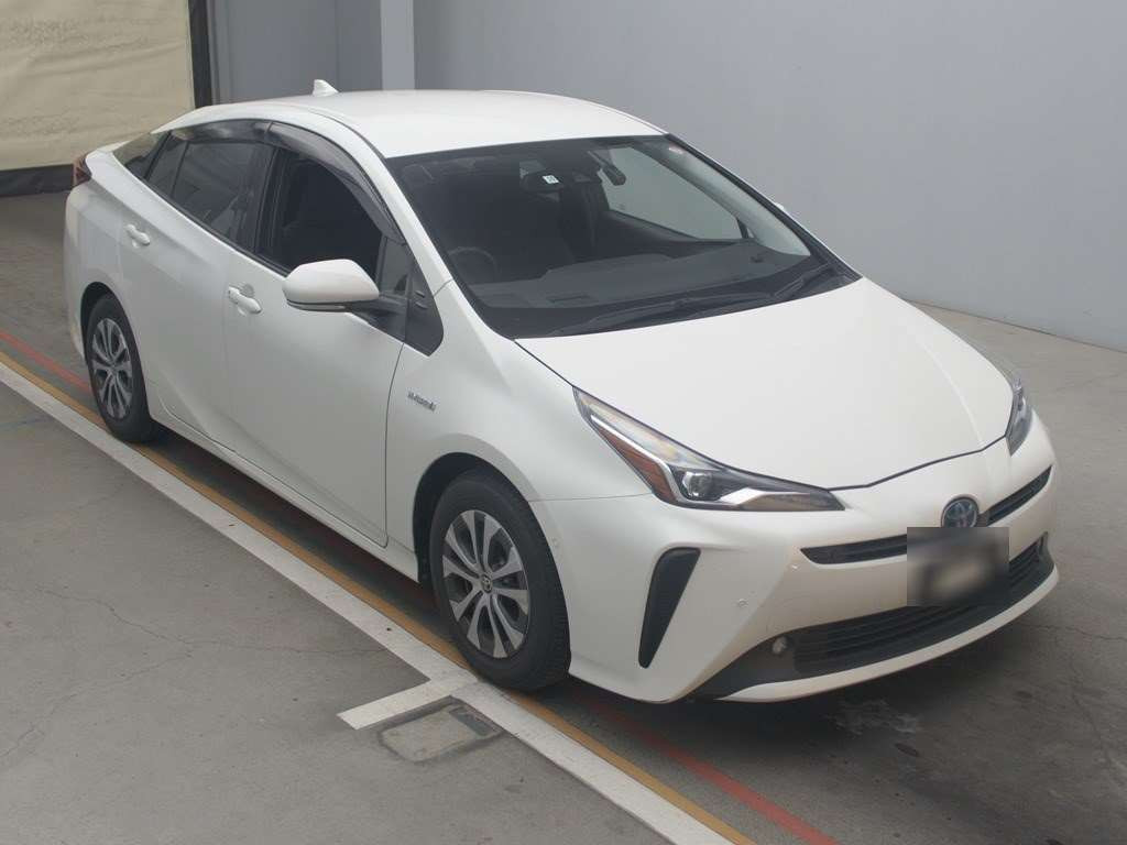 2019 Toyota Prius ZVW51[2]