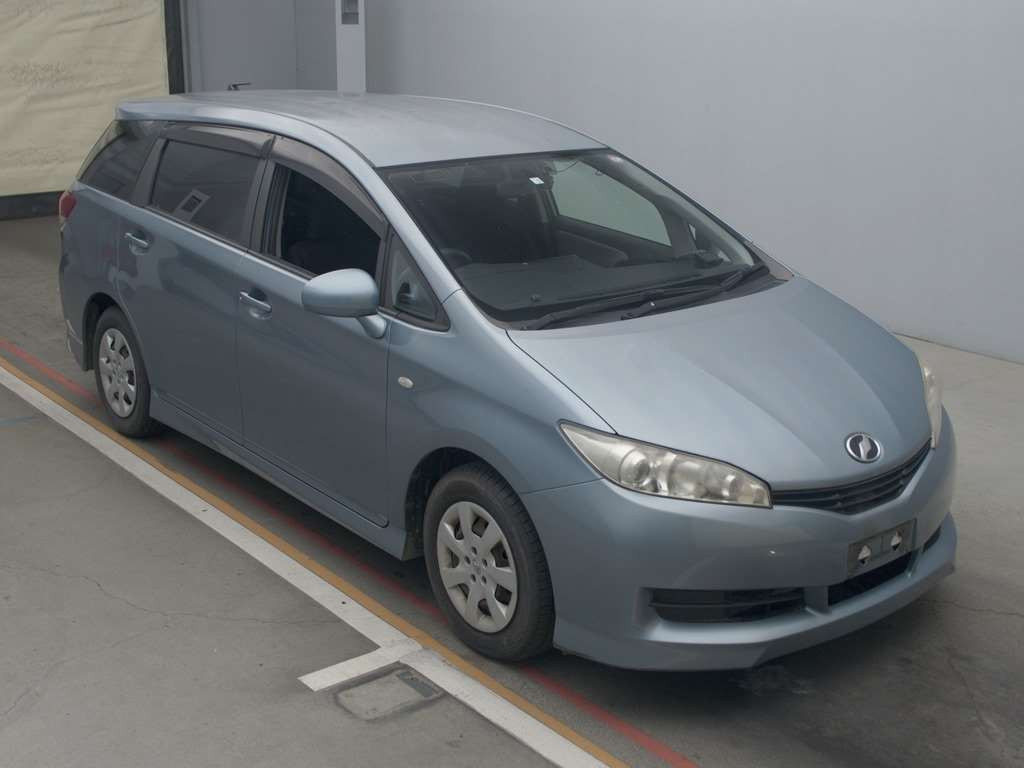 2010 Toyota Wish ZGE20G[2]