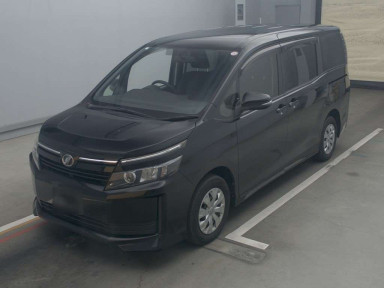 2014 Toyota Voxy