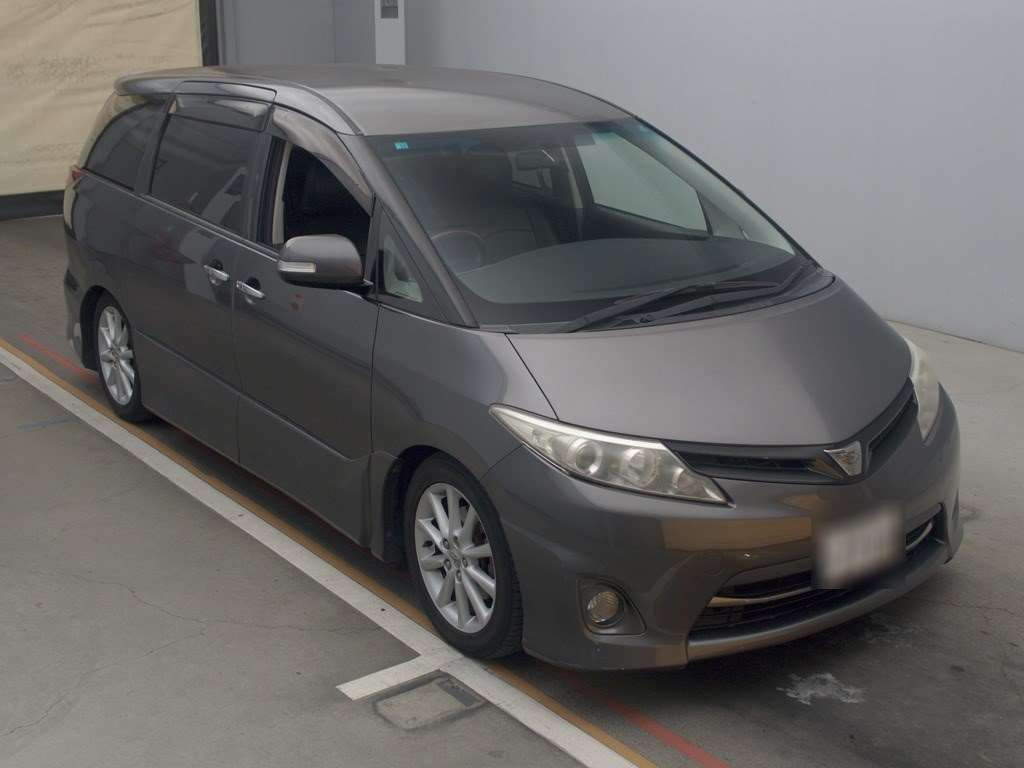 2011 Toyota Estima ACR50W[2]