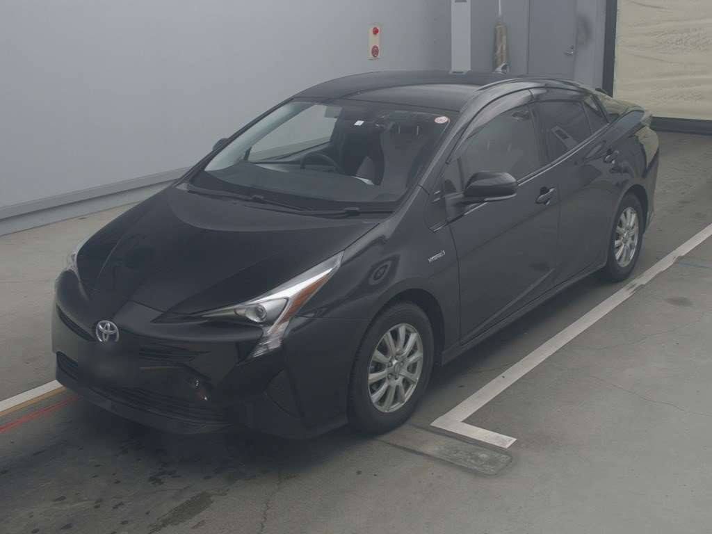 2016 Toyota Prius ZVW50[0]