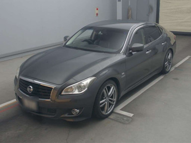 2010 Nissan Fuga Hybrid