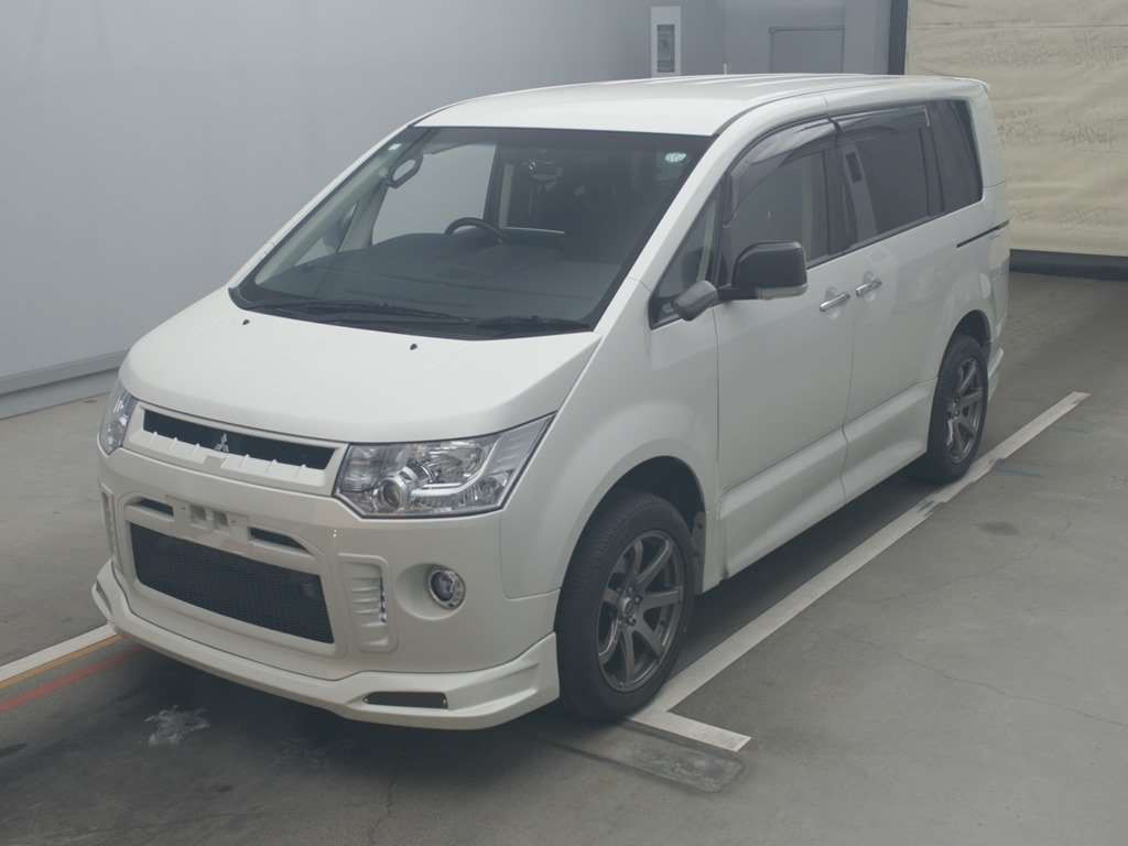 2017 Mitsubishi Delica D5 CV1W[0]