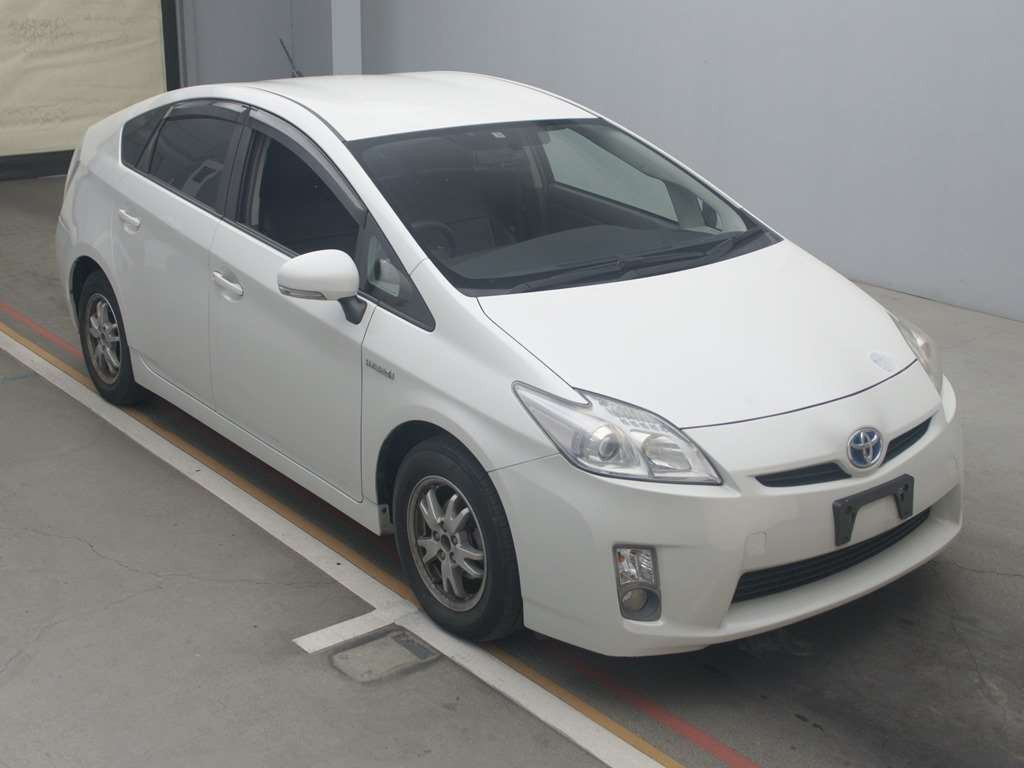 2009 Toyota Prius ZVW30[2]