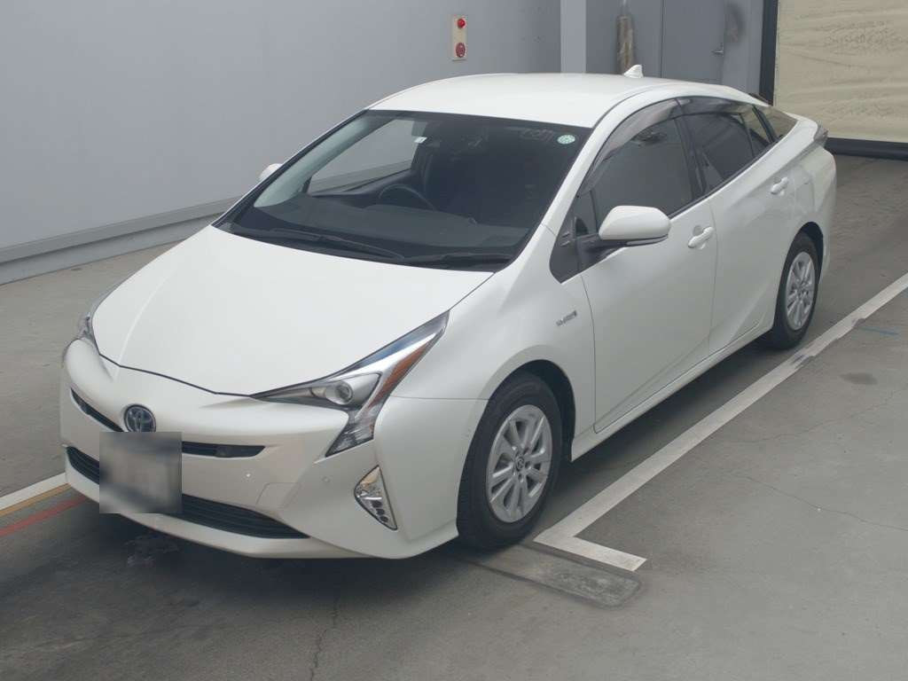 2018 Toyota Prius ZVW50[0]