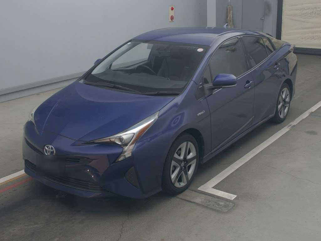 2016 Toyota Prius ZVW50[0]