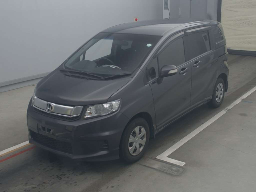 2015 Honda Freed Spike GB3[0]