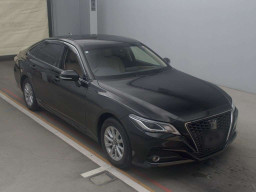 2018 Toyota Crown