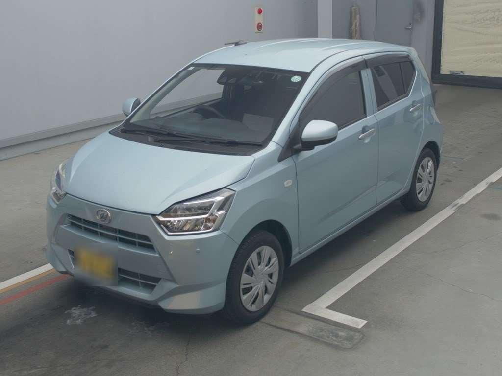 2017 Daihatsu Mira es LA350S[0]