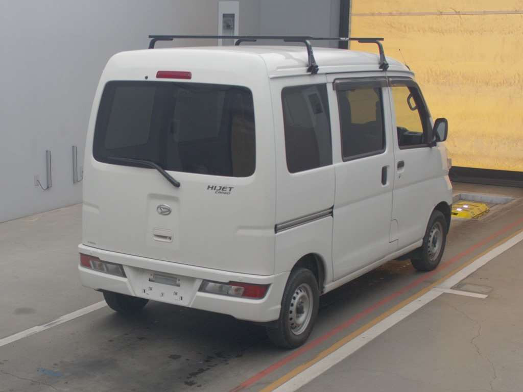 2020 Daihatsu Hijet Cargo S321V[1]