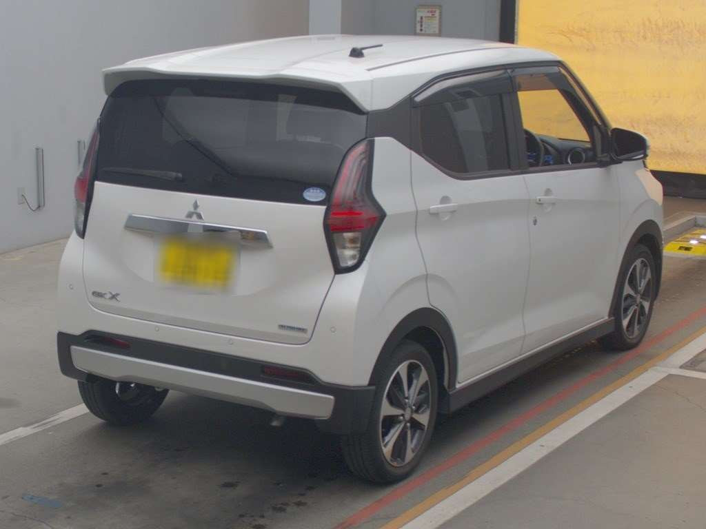 2020 Mitsubishi eK X B35W[1]