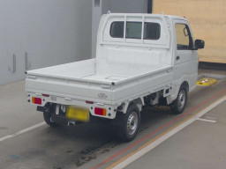 2024 Mazda Scrum Truck