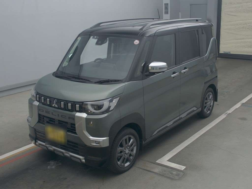 2023 Mitsubishi Delica Mini B38A[0]