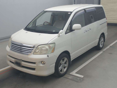 2006 Toyota Noah