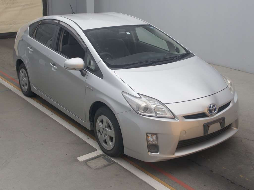 2009 Toyota Prius ZVW30[2]