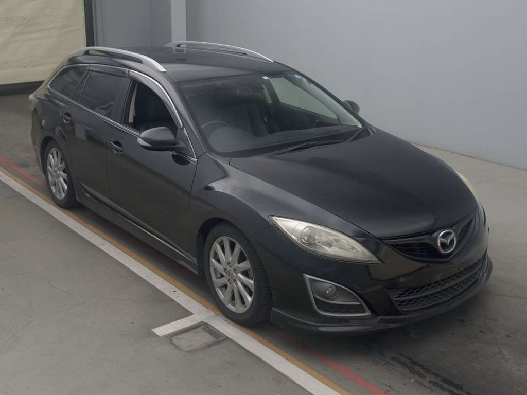 2011 Mazda Atenza Sports Wagon GH5FW[2]