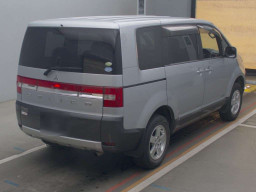 2009 Mitsubishi Delica D5