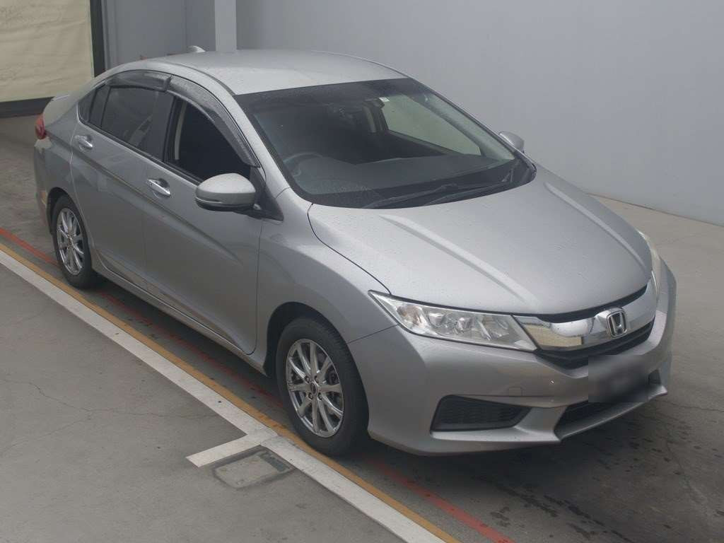 2015 Honda Grace GM6[2]