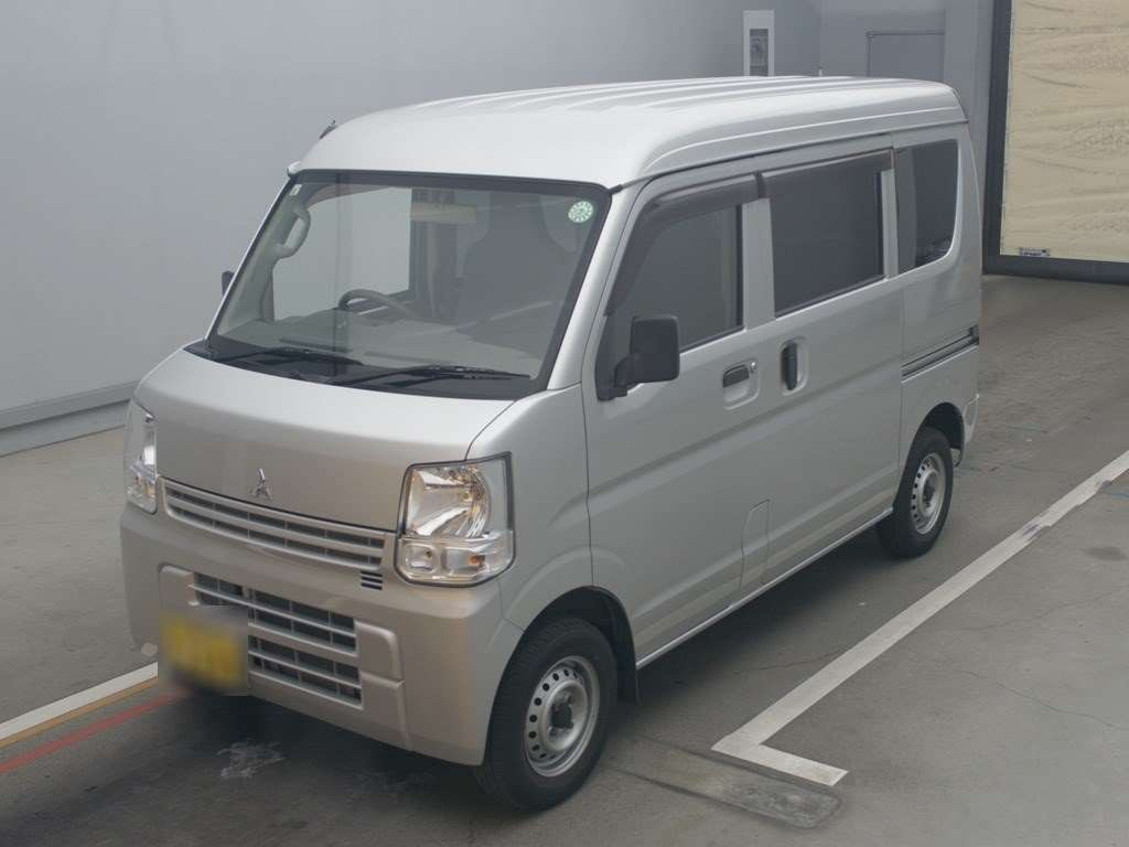 2018 Mitsubishi Minicab Van DS17V[0]