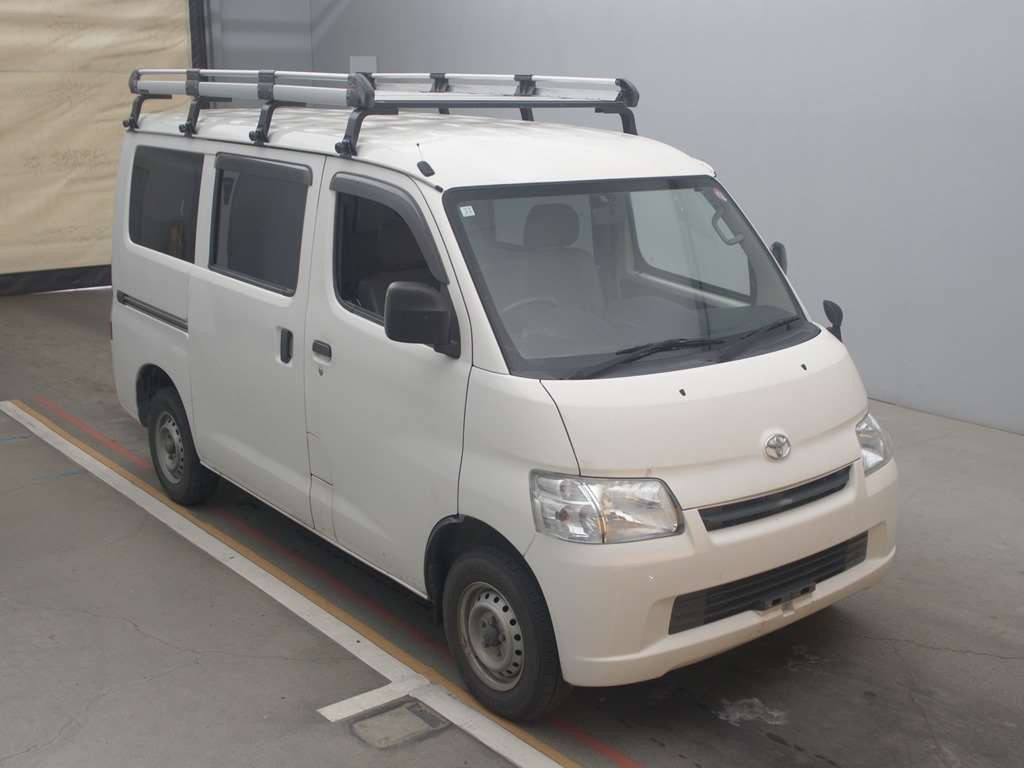 2019 Toyota Townace Van S402M[2]