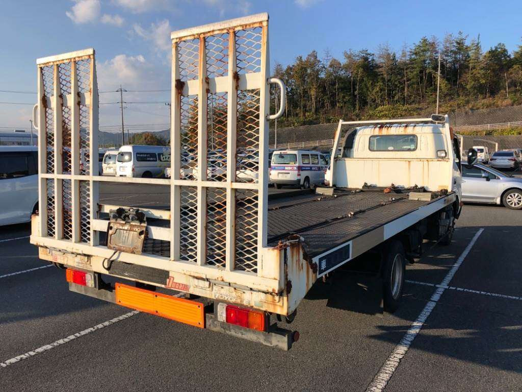 2010 Toyota Toyoace Truck XZU424[1]