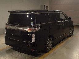 2014 Nissan Elgrand