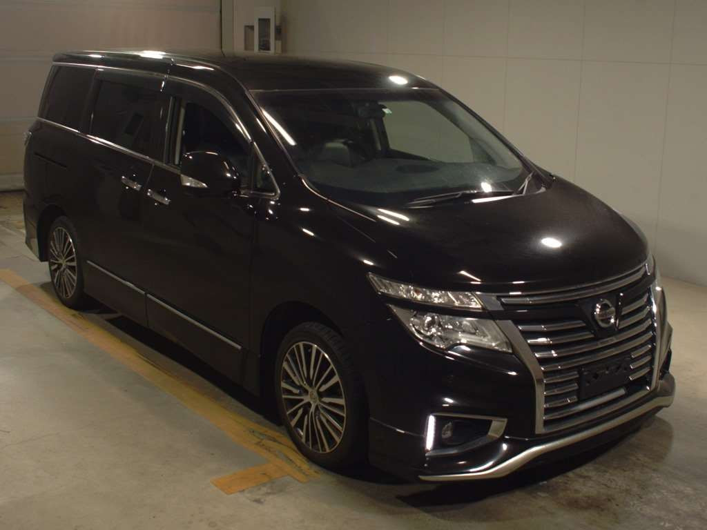 2014 Nissan Elgrand PE52[2]