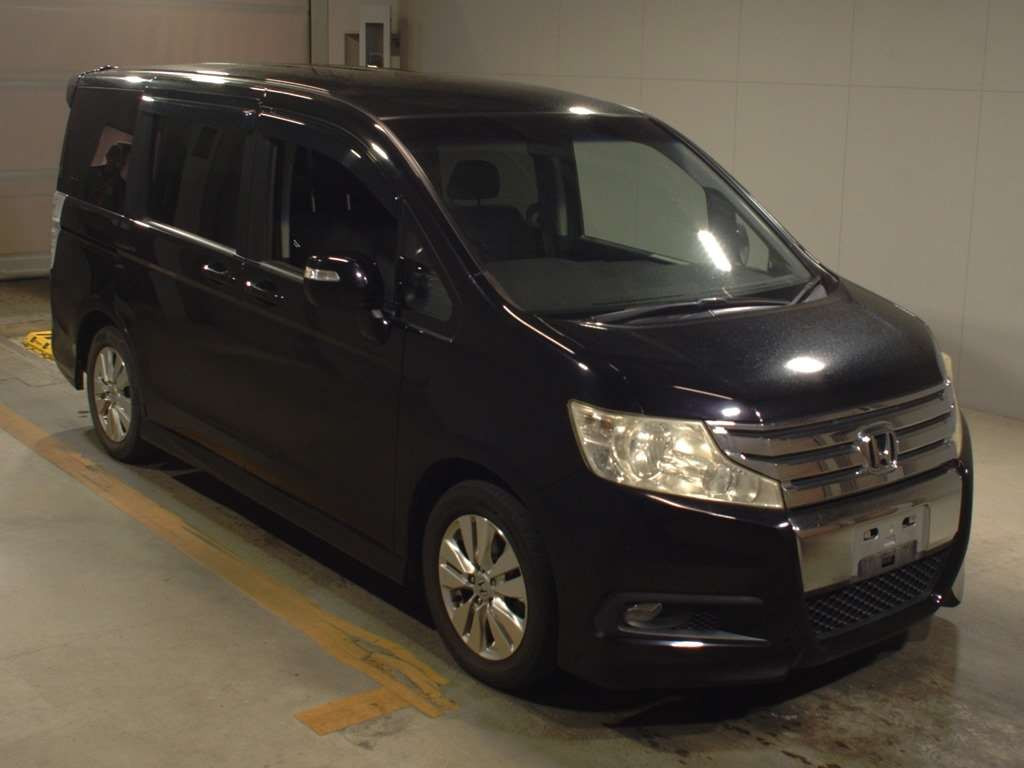 2009 Honda Step WGN Spada RK5[2]