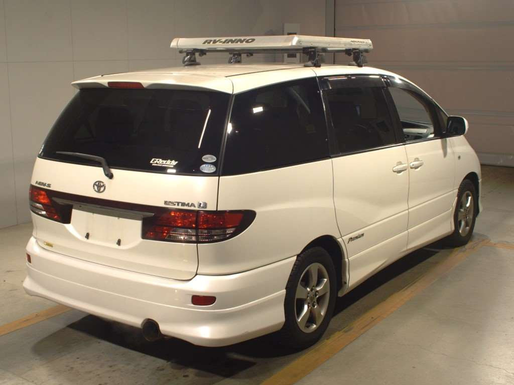 2005 Toyota Estima ACR30W[1]