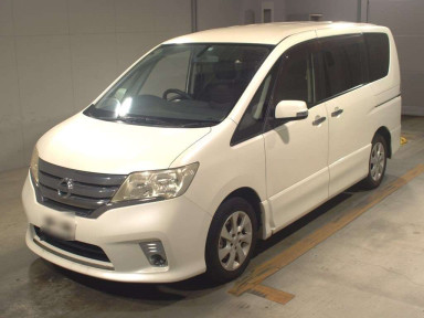 2011 Nissan Serena