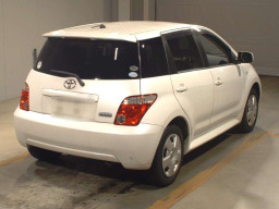 2006 Toyota IST