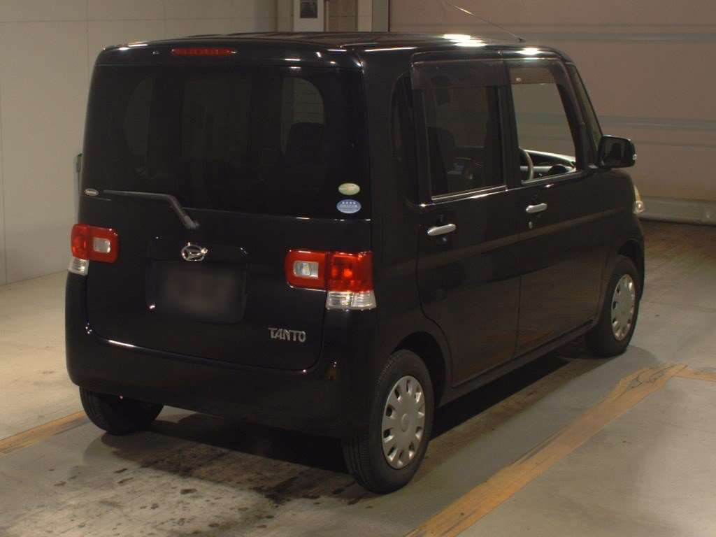 2010 Daihatsu Tanto L375S[1]