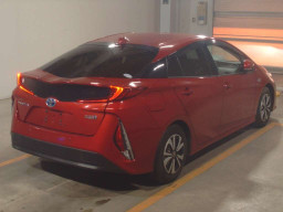 2018 Toyota Prius PHV