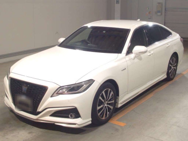 2018 Toyota Crown Hybrid