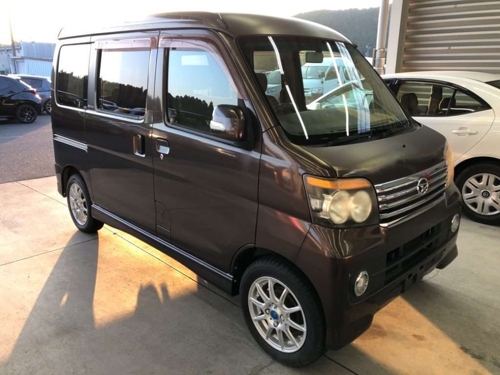 2008 Daihatsu Atrai Wagon S321G[2]