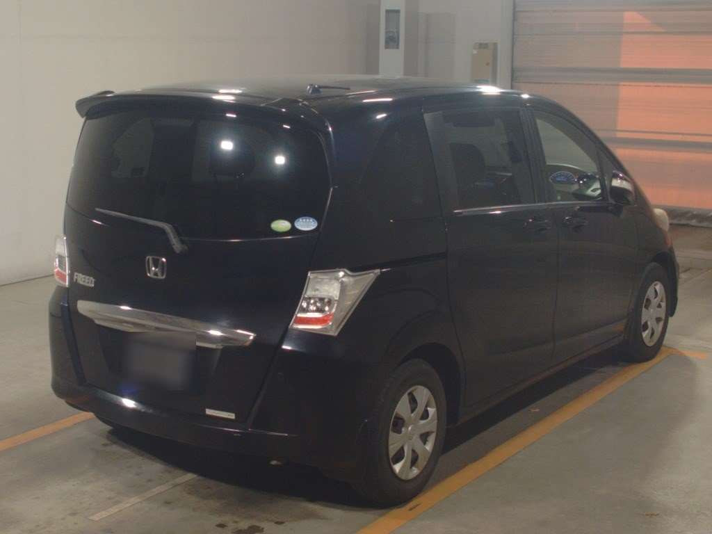 2011 Honda Freed GB3[1]