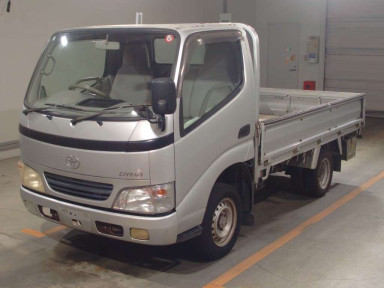 2005 Toyota Dyna Truck