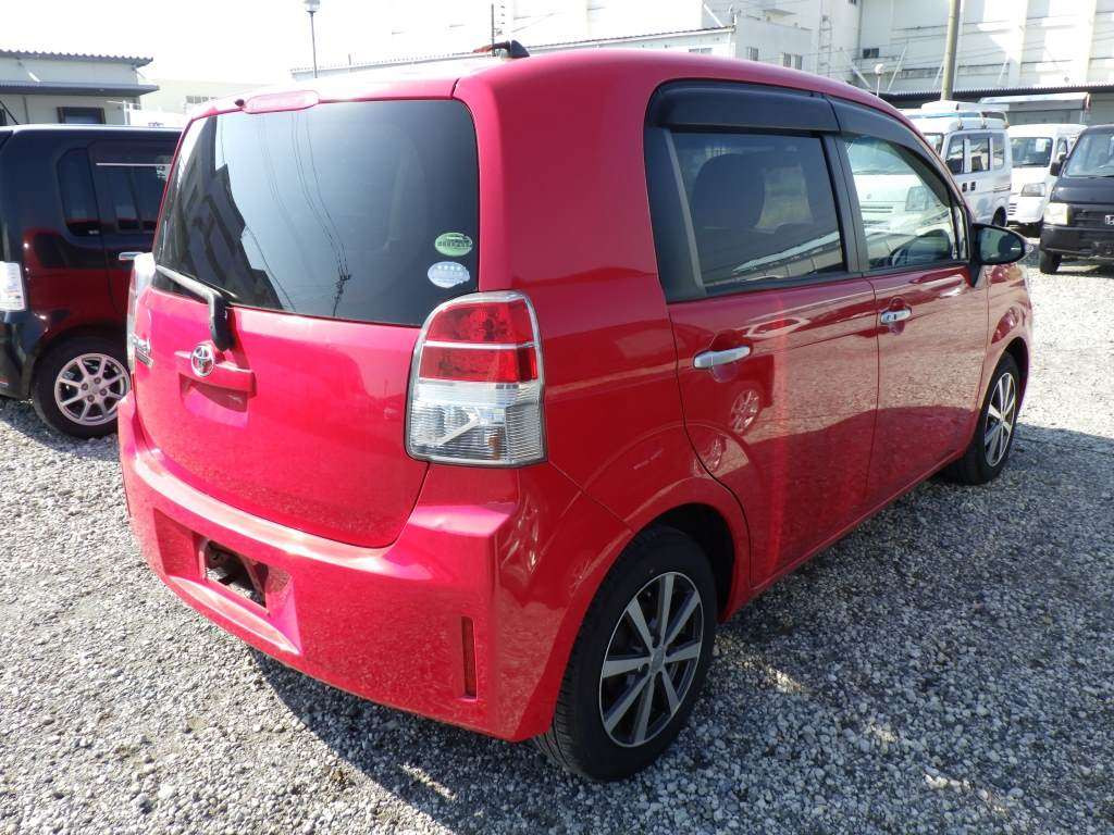 2013 Toyota Spade NCP141[1]