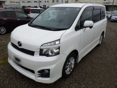 2012 Toyota Voxy