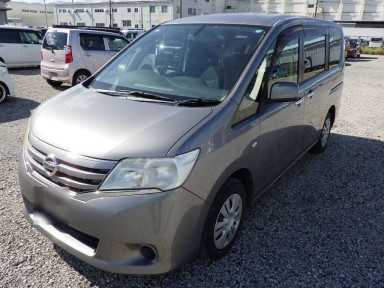 2011 Nissan Serena