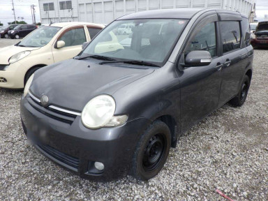 2010 Toyota Sienta