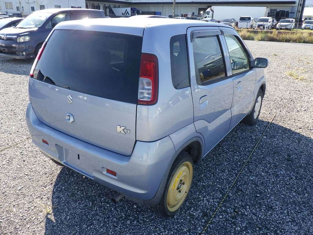 2004 Suzuki Kei HN22S[1]