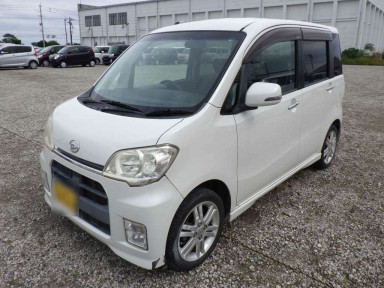 2011 Daihatsu Tanto exe